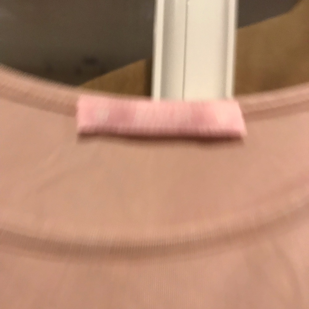 Basler Top - image 2